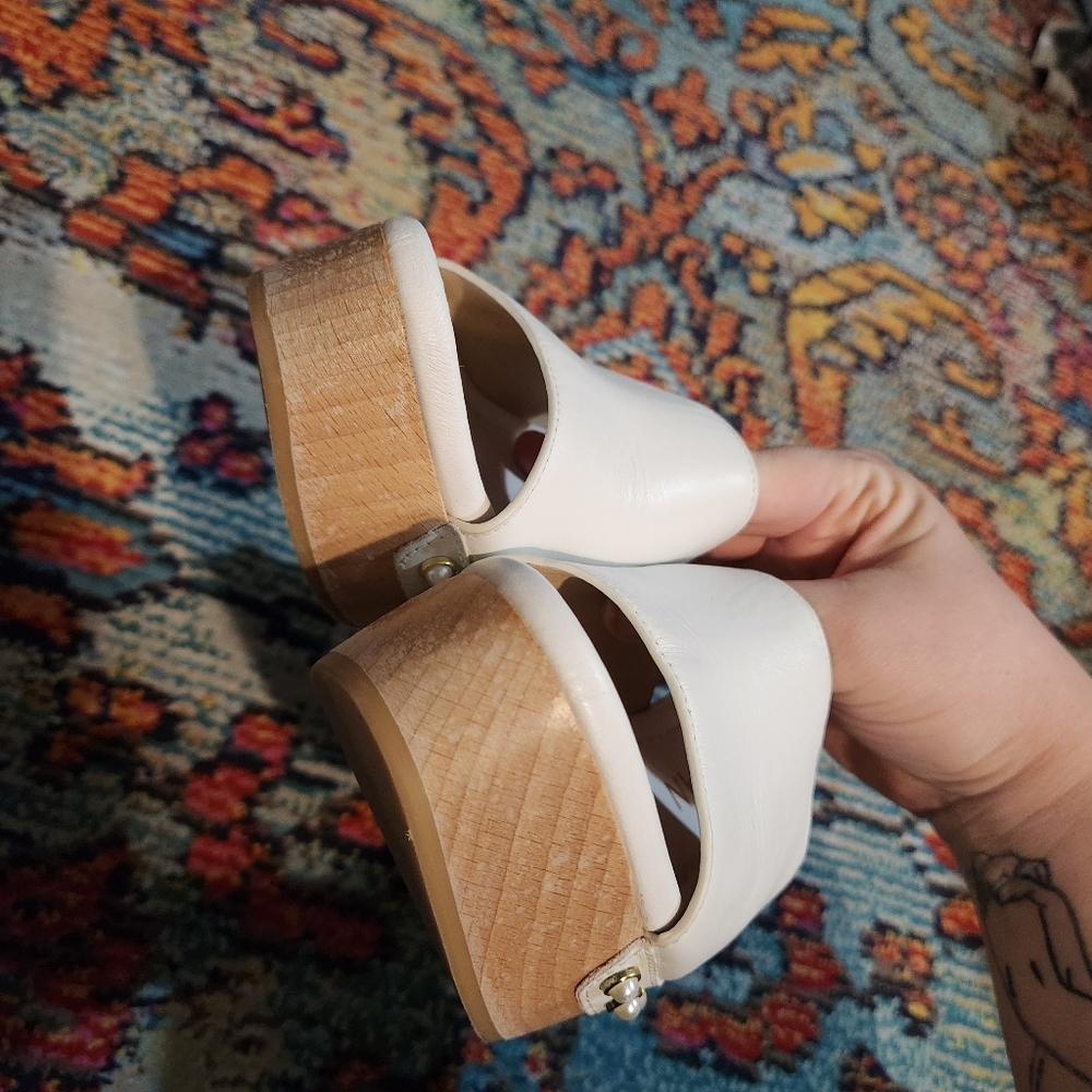 Stuart Weitzman Imitation Pearl Clog 85 Sandal - Picture 8 of 9